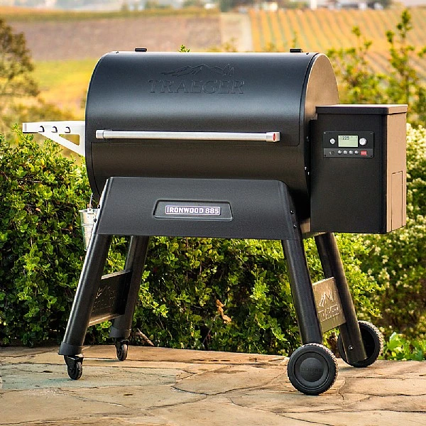 Traeger Ironwood 885 Wood Pellet BBQ Grill - Image 2