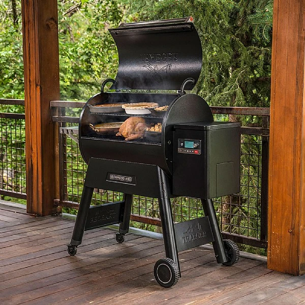 Traeger Ironwood 885 Wood Pellet BBQ Grill - Image 5
