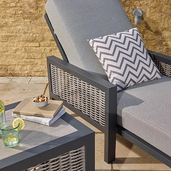 Bramblecrest Buckland Lounger & Table - Image 2