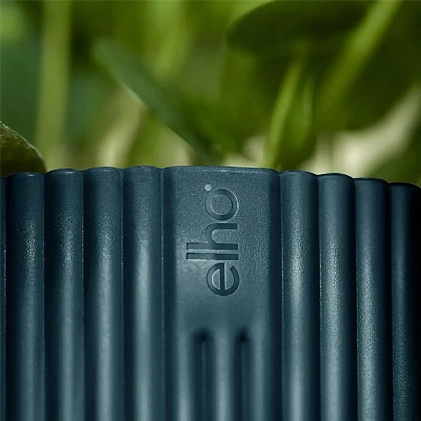 Elho Vibes Fold Round Planter 22cm Deep Blue - Image 2